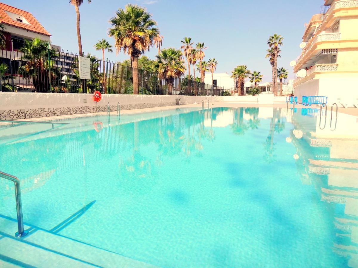 Apartment With A Large South-Facing Balcony, Sea View And Wifi In Las Americas Center Playa de las Americas  Ngoại thất bức ảnh